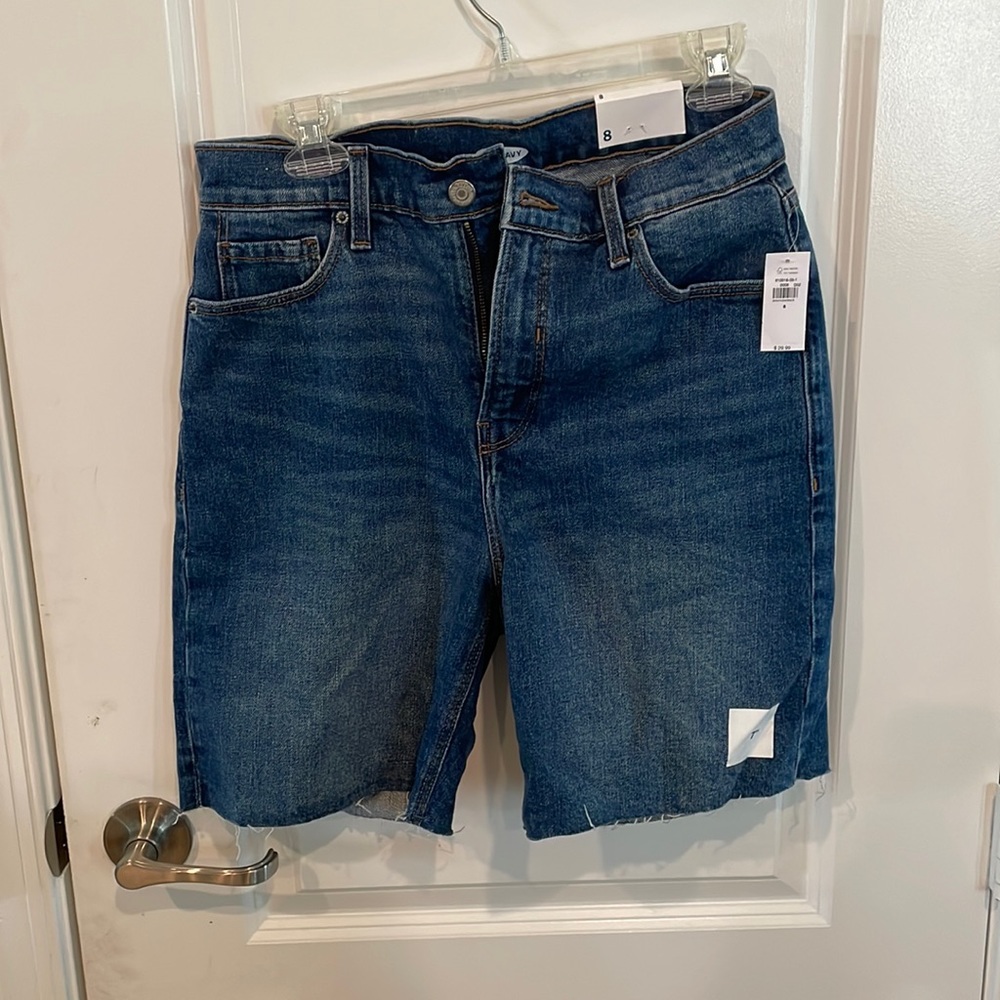 Women shorts NWT